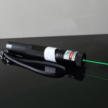 Puntatore laser verde 300mW regolabile classe 3B