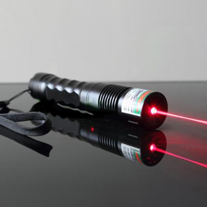 Puntatore laser rosso 200mW durevole che brucia e lunga distanza
