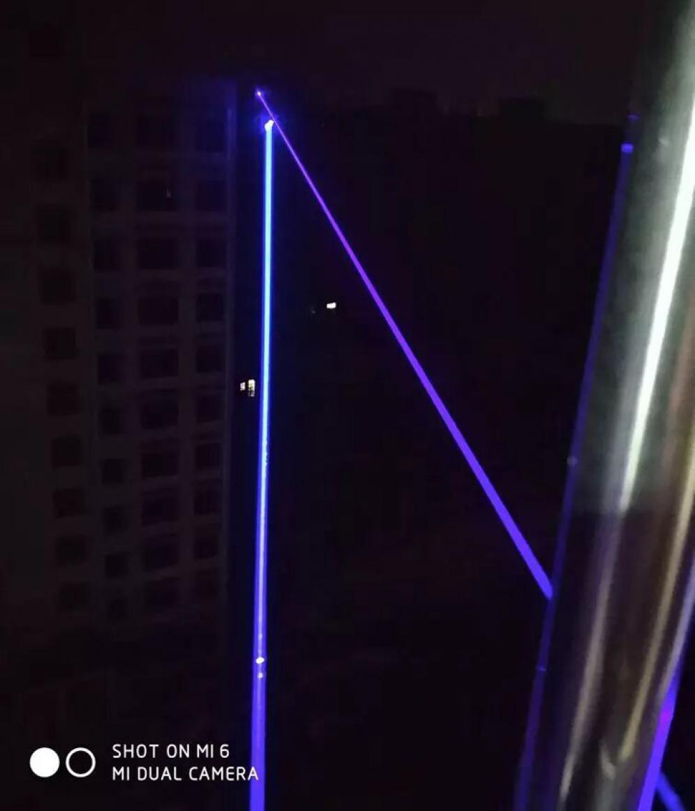 puntatore laser più potente blu