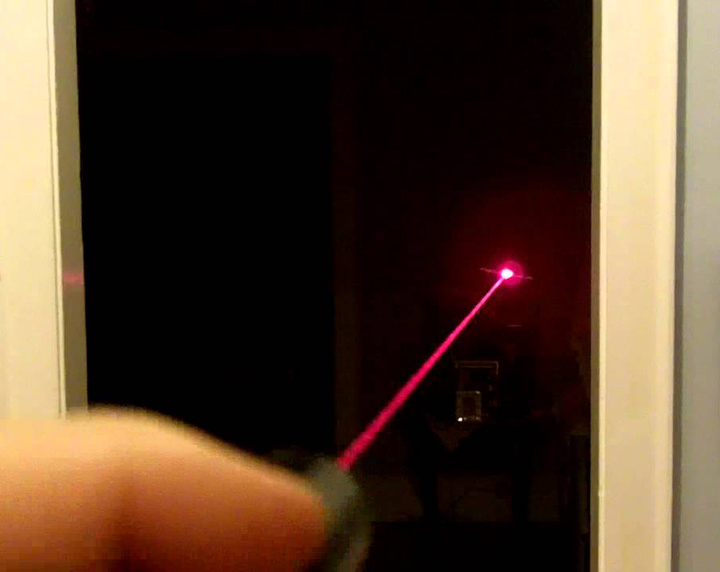 Puntatore laser rosso subacqueo
