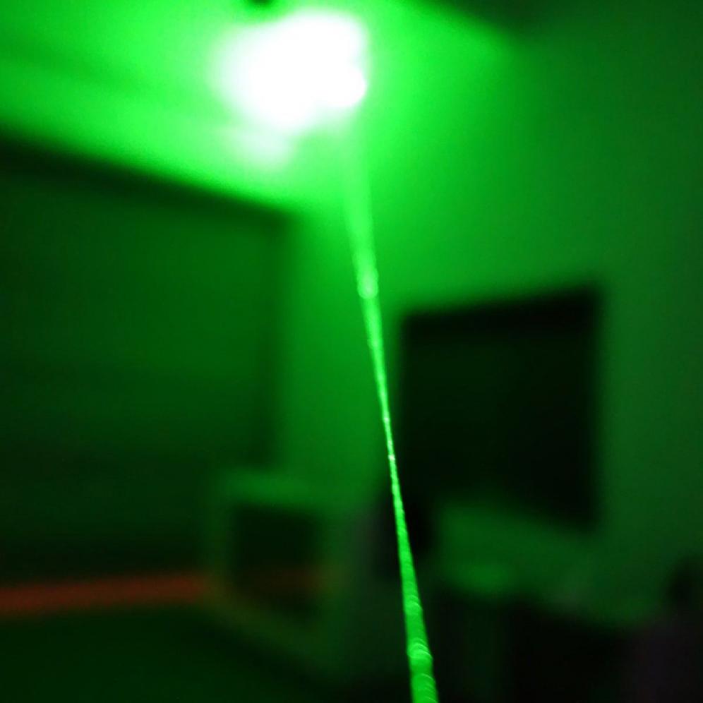 puntatore laser verde lunga distanza