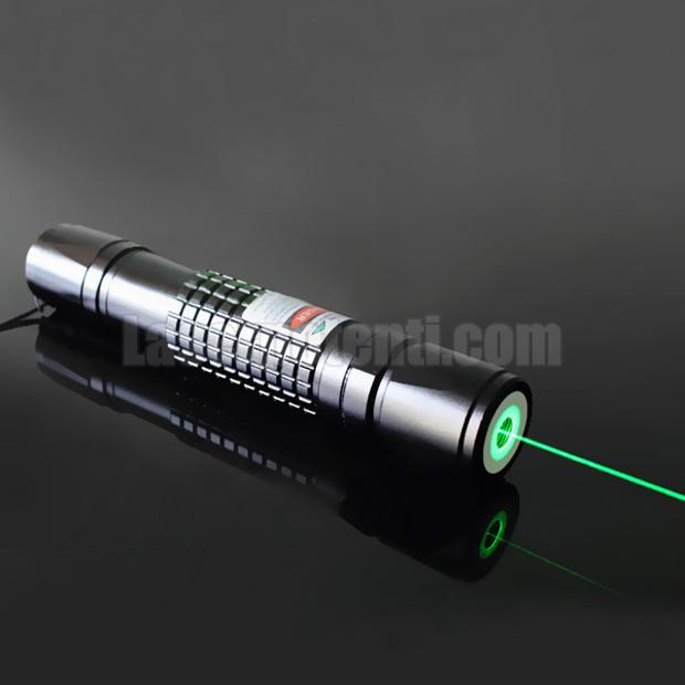 Puntatore laser verde 200mW impermeabile con 5 adattatori