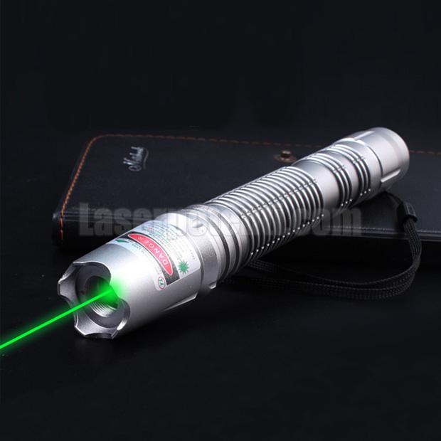 Puntatore Laser Verde Ad Alta Potenza A Lungo Raggio, Ricaricabile,  Accensione/spegnimento Con Un Solo Pulsante, Puntatore Laser Ad Alta  Potenza A Fuoco Regolabile Con Scatola Regalo, Regalo Per Famiglia E Amici