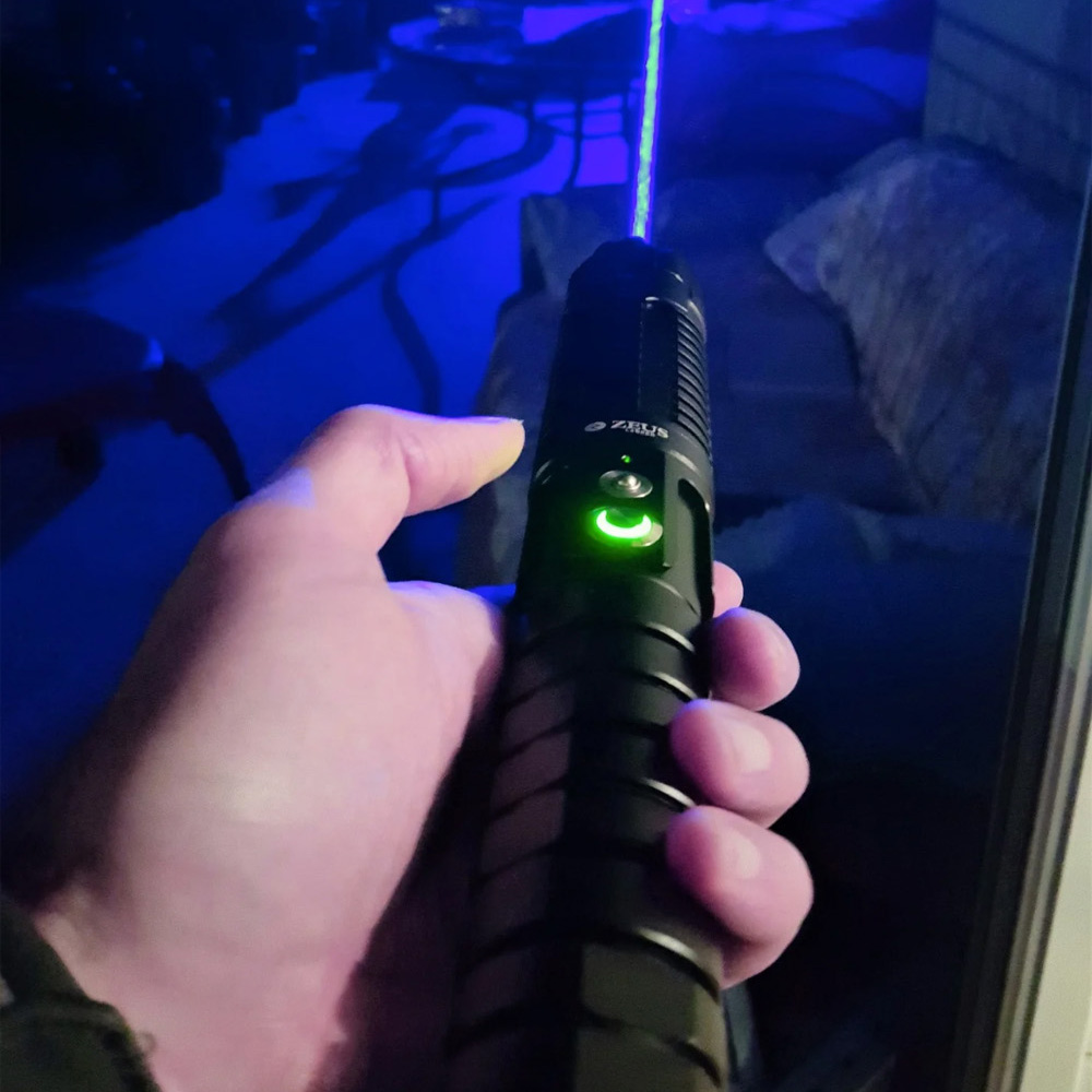 puntatore laser blu ultra potente