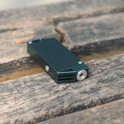 Puntatore laser verde 545 nm ricaricabile con potenza regolabile