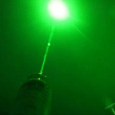 Potente puntatore laser verde 520 nm 250 mW che brucia