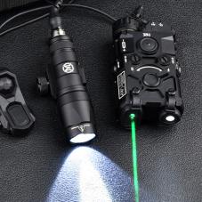 La migliore torcia tattica a LED con laser verde/blu/rosso e IR